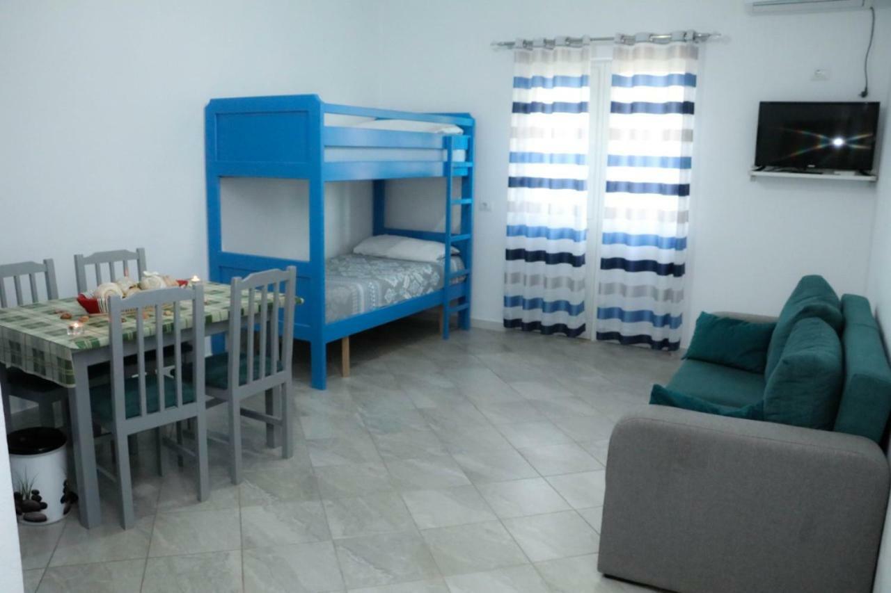 Doci Seven Hotel Велипойе Экстерьер фото